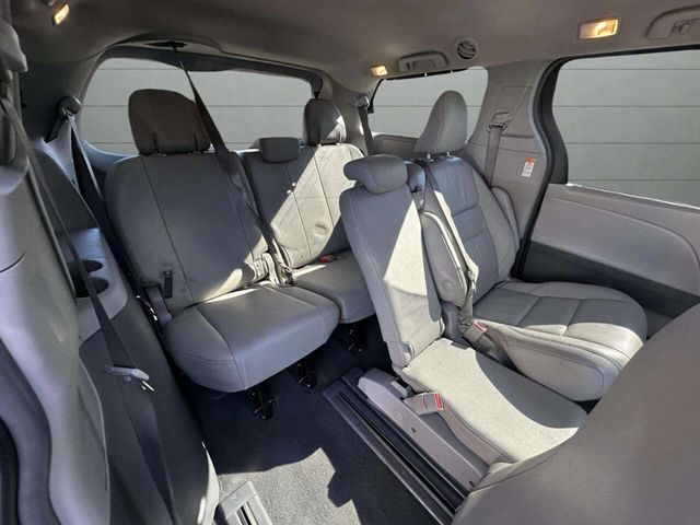 2019 Toyota Sienna XLE Automatic Access Seat FWD 7-Passenger - 22940959 - 31