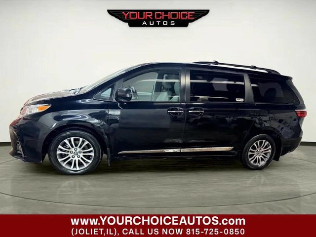 2019 Toyota Sienna XLE Automatic Access Seat FWD 7-Passenger - 23009023 - 1