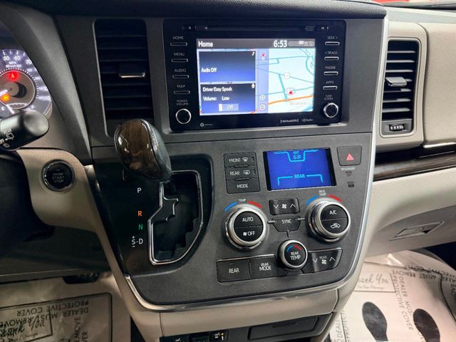 2019 Toyota Sienna XLE Automatic Access Seat FWD 7-Passenger - 23009023 - 35