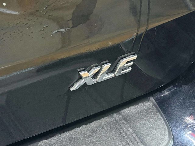 2019 Toyota Sienna XLE Automatic Access Seat FWD 7-Passenger - 23009023 - 5