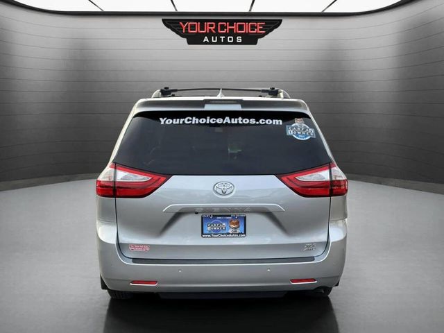 2019 Toyota Sienna XLE AWD 7-Passenger - 22944148 - 3