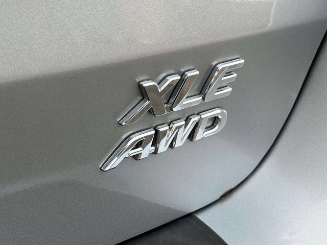 2019 Toyota Sienna XLE AWD 7-Passenger - 22944148 - 4