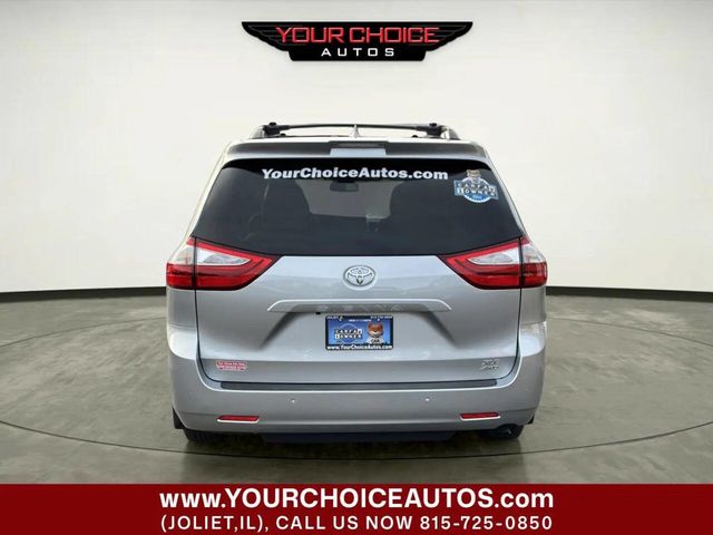 2019 Toyota Sienna XLE AWD 7-Passenger - 22965022 - 3