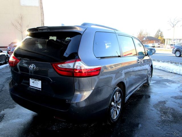 2019 Toyota Sienna XLE AWD 7-Passenger - 22780118 - 7