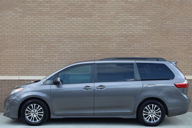 2019 Toyota Sienna XLE Premium - 23074099 - 1