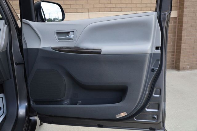 2019 Toyota Sienna XLE Premium - 23074099 - 20