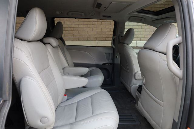 2019 Toyota Sienna XLE Premium - 23074099 - 23