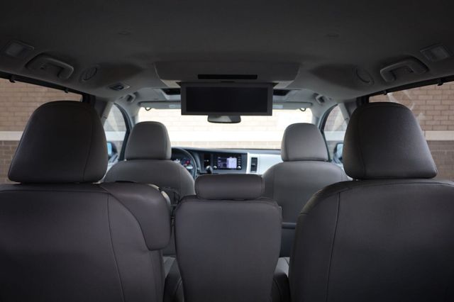 2019 Toyota Sienna XLE Premium - 23074099 - 26