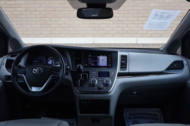 2019 Toyota Sienna XLE Premium - 23074099 - 27