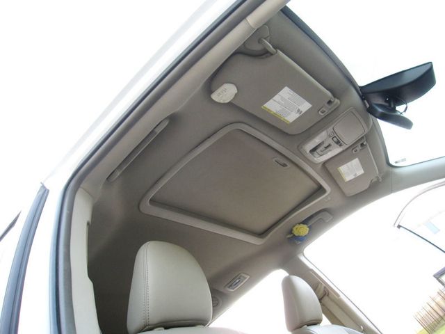 2019 Toyota Sienna XLE Premium AWD 7-Passenger - 23048804 - 25
