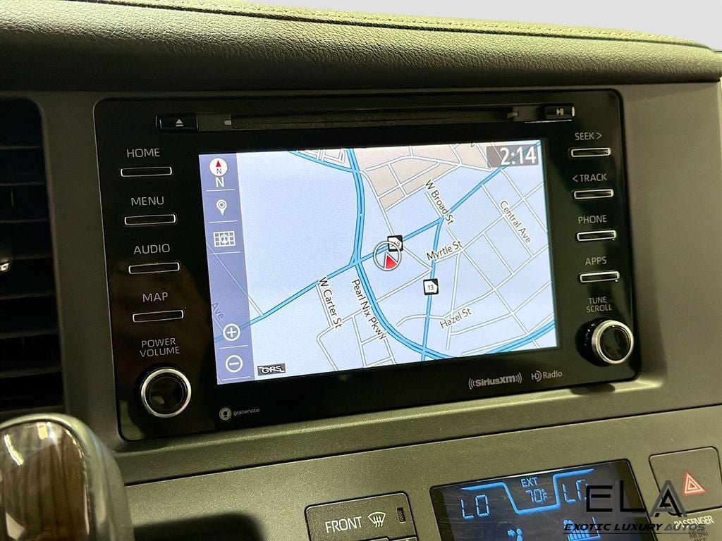 2019 Toyota Sienna XLE Premium AWD 7-Passenger - 23005379 - 13
