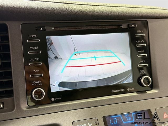 2019 Toyota Sienna XLE Premium AWD 7-Passenger - 23005379 - 14