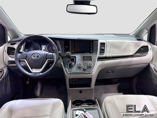 2019 Toyota Sienna XLE Premium AWD 7-Passenger - 23005379 - 24