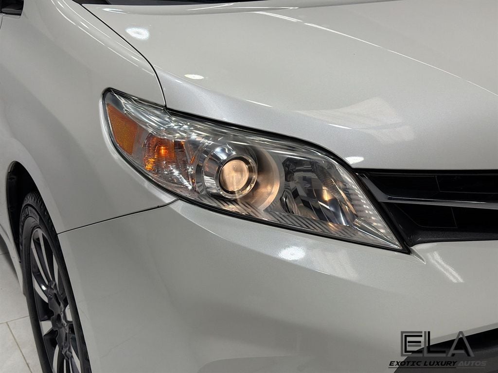 2019 Toyota Sienna XLE Premium AWD 7-Passenger - 23005379 - 37