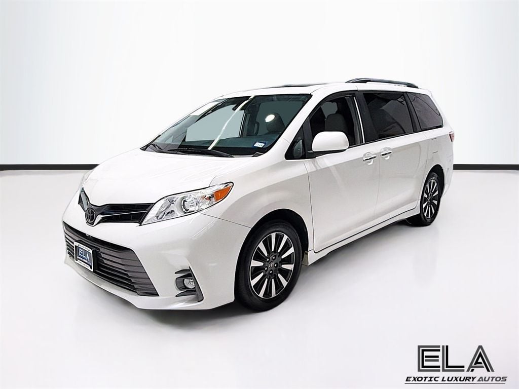 2019 Toyota Sienna XLE Premium AWD 7-Passenger - 23005379 - 3
