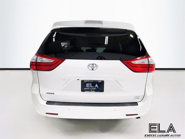 2019 Toyota Sienna XLE Premium AWD 7-Passenger - 23005379 - 44