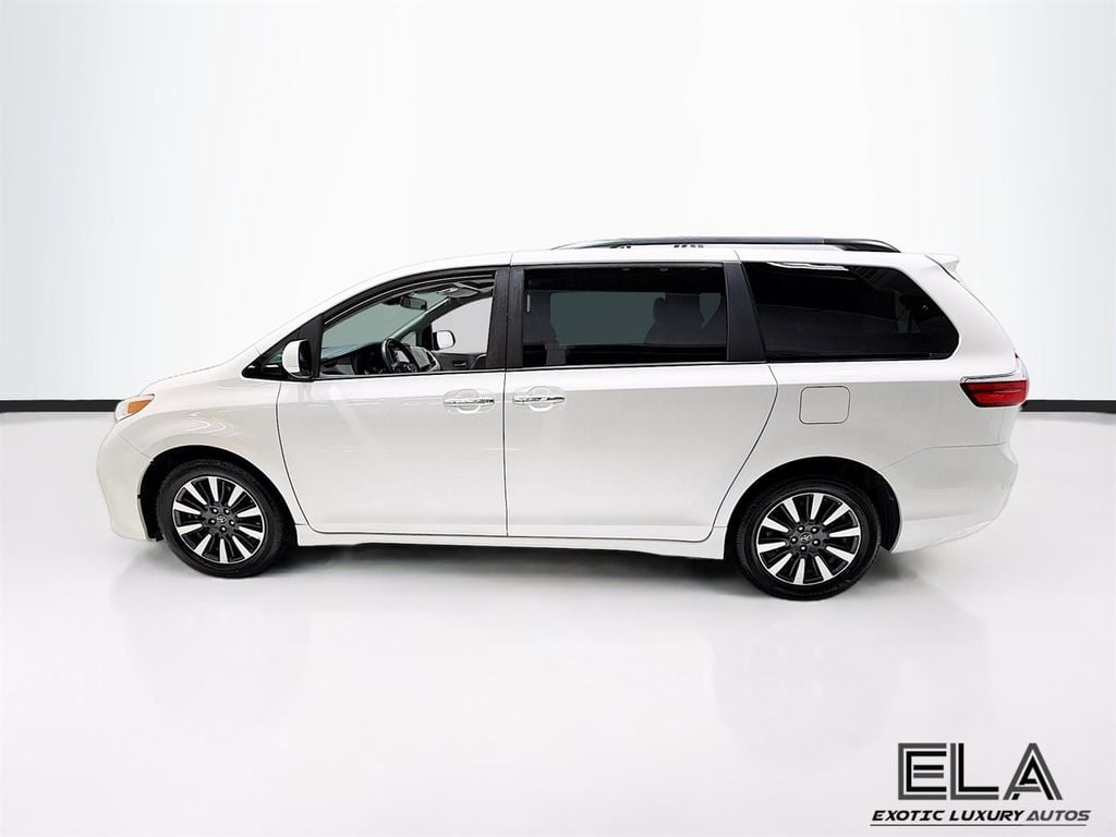 2019 Toyota Sienna XLE Premium AWD 7-Passenger - 23005379 - 4
