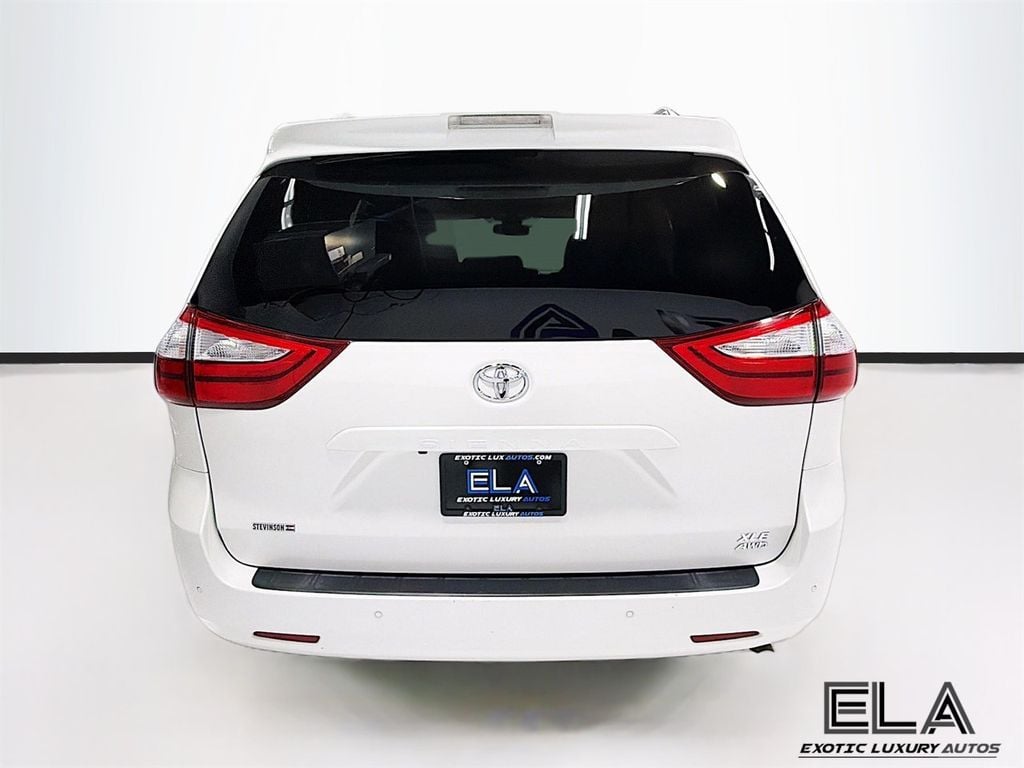 2019 Toyota Sienna XLE Premium AWD 7-Passenger - 23005379 - 6
