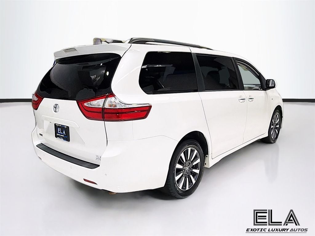 2019 Toyota Sienna XLE Premium AWD 7-Passenger - 23005379 - 7