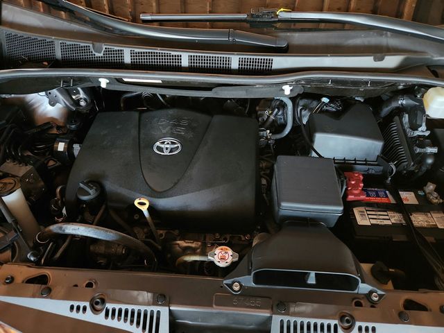 2019 Toyota Sienna XLE Premium AWD, 7-Seater - 22934870 - 26