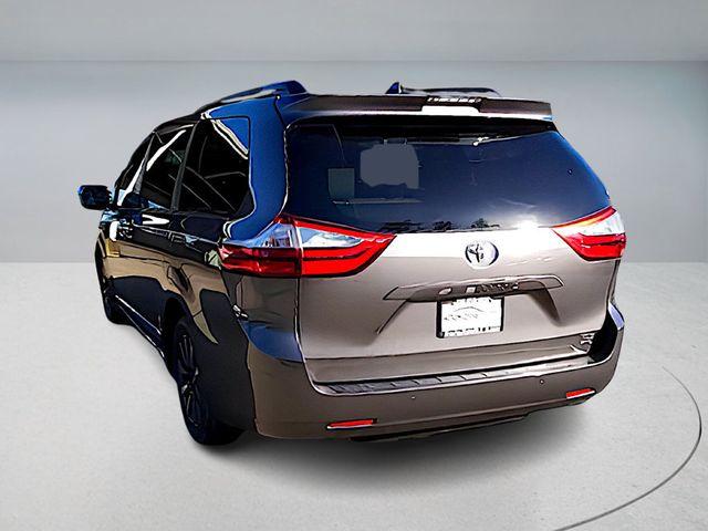 2019 Toyota Sienna XLE Premium AWD, 7-Seater - 22934870 - 3