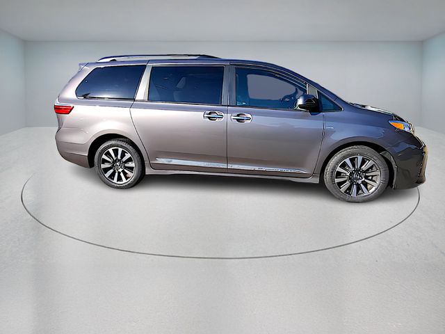 2019 Toyota Sienna XLE Premium AWD, 7-Seater - 22934870 - 6