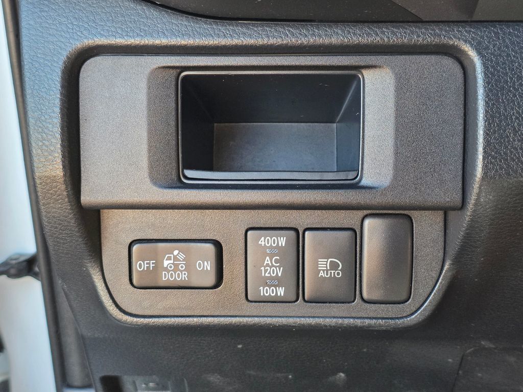 2019 Toyota Tacoma  - 22991927 - 39