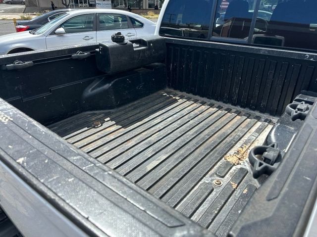 2019 Toyota Tacoma 2WD SR5 Double Cab 5' Bed I4 AT - 23058261 - 18