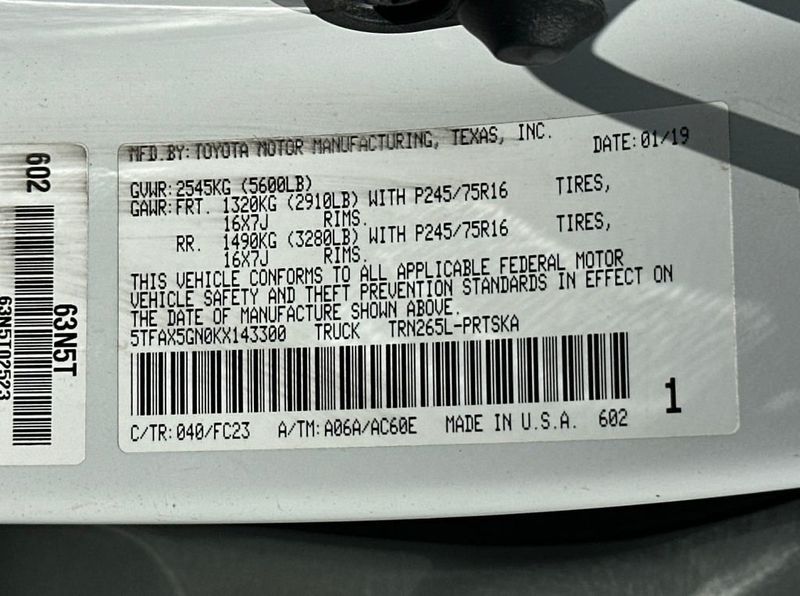 2019 Toyota Tacoma 2WD SR5 Double Cab 5' Bed I4 AT - 23058261 - 20
