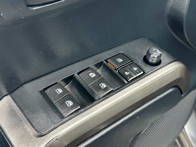 2019 Toyota Tacoma 2WD SR5 Double Cab 5' Bed V6 AT - 22961288 - 11