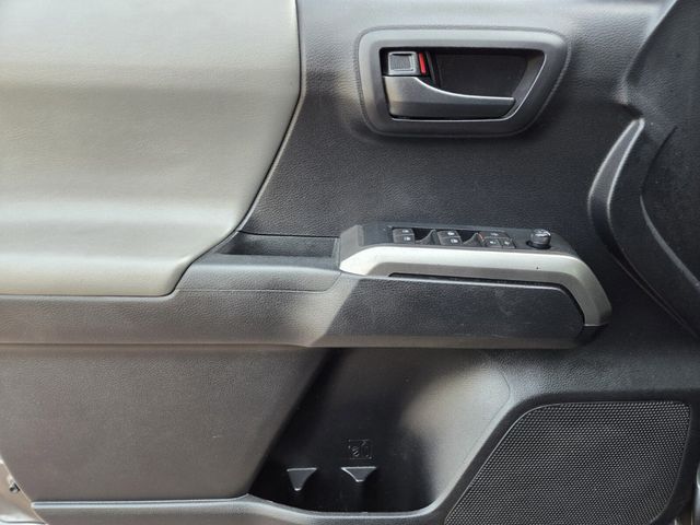 2019 Toyota Tacoma 2WD SR5 Double Cab 5' Bed V6 AT - 22950469 - 13