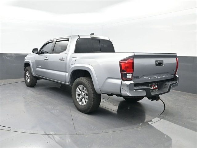 2019 Toyota Tacoma SR5 Double Cab V6 photo 3