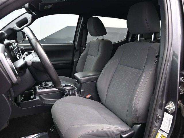 2019 Toyota Tacoma 2WD SR5 Double Cab 5' Bed V6 AT - 22943074 - 9