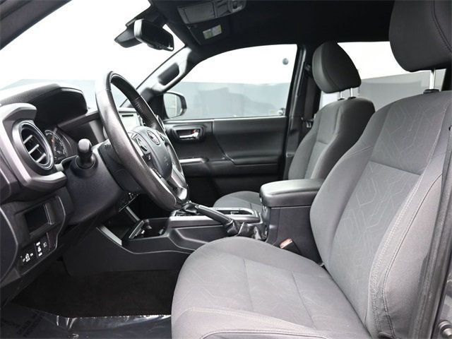 2019 Toyota Tacoma 2WD SR5 Double Cab 5' Bed V6 AT - 22943074 - 10
