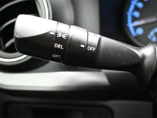 2019 Toyota Tacoma 2WD SR5 Double Cab 5' Bed V6 AT - 22943074 - 27