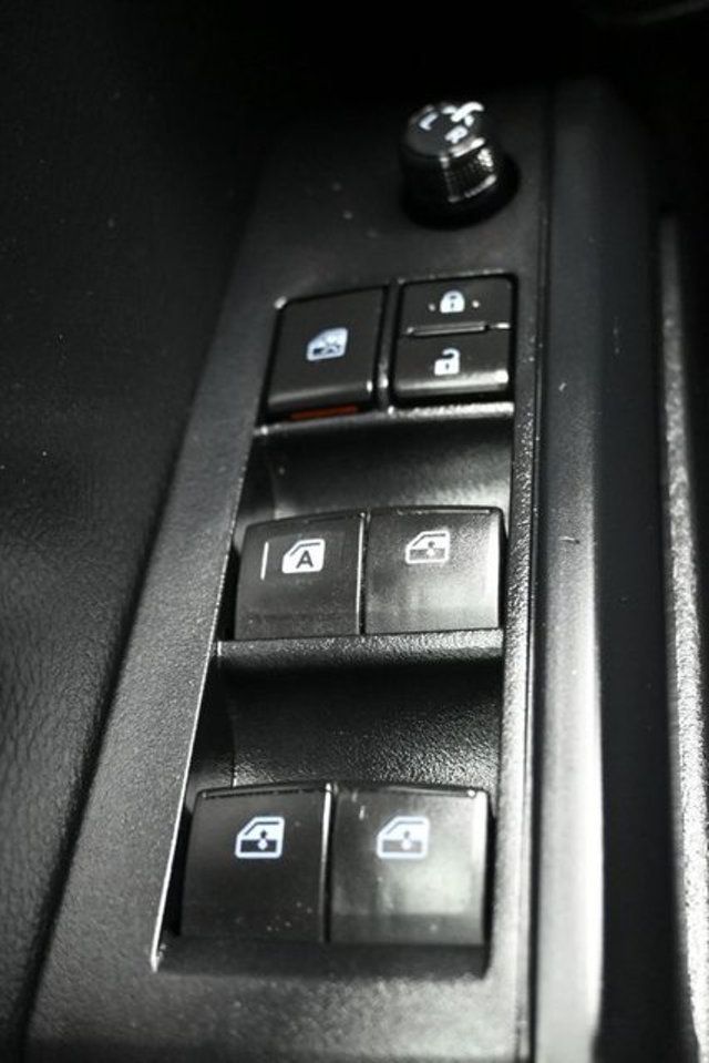 2019 Toyota Tacoma 2WD SR Double Cab 5' Bed I4 AT - 23074810 - 20