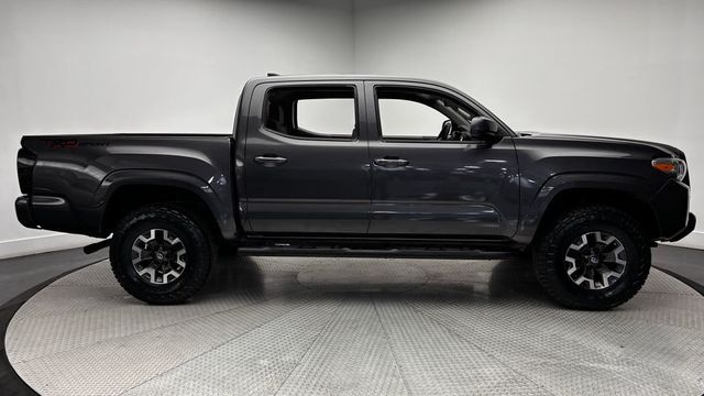 2019 Toyota Tacoma 2WD SR Double Cab 5' Bed I4 AT - 23034752 - 33