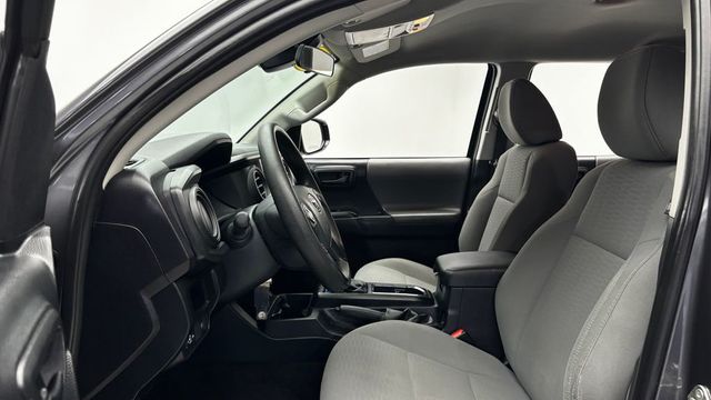 2019 Toyota Tacoma 2WD SR Double Cab 5' Bed I4 AT - 23034752 - 8