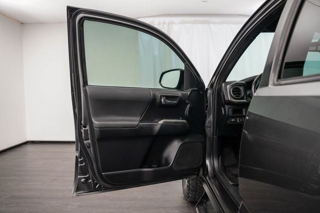 2019 Toyota Tacoma 2WD TRD Sport Double Cab 5' Bed V6 AT - 23038891 - 15