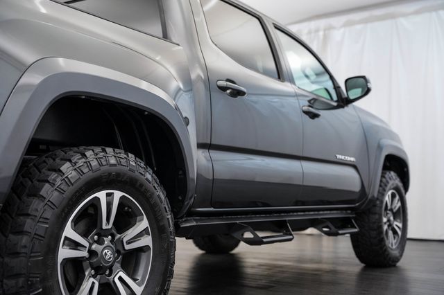 2019 Toyota Tacoma 2WD TRD Sport Double Cab 5' Bed V6 AT - 23038891 - 32
