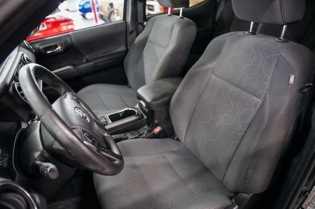 2019 Toyota Tacoma 2WD TRD Sport Double Cab 5' Bed V6 AT - 23038891 - 3
