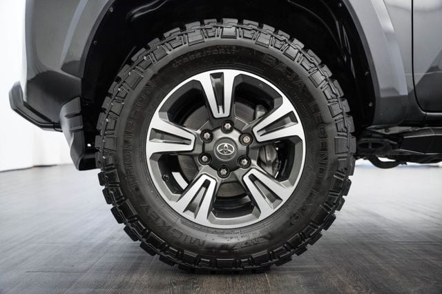 2019 Toyota Tacoma 2WD TRD Sport Double Cab 5' Bed V6 AT - 23038891 - 44