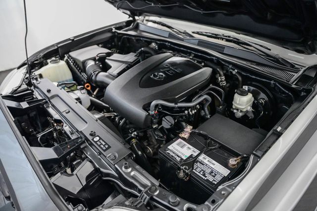 2019 Toyota Tacoma 2WD TRD Sport Double Cab 5' Bed V6 AT - 23038891 - 47