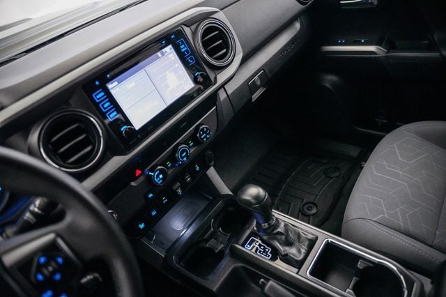 2019 Toyota Tacoma 2WD TRD Sport Double Cab 5' Bed V6 AT - 23038891 - 51