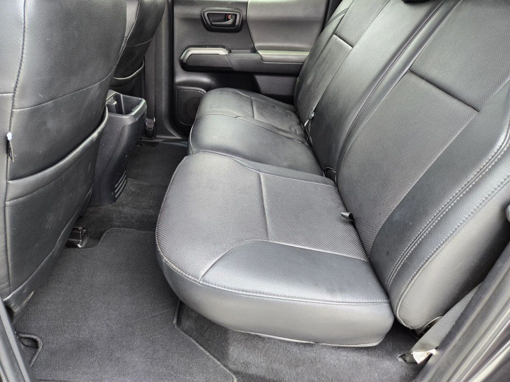 2019 Toyota Tacoma 4WD Limited Double Cab 5' Bed V6 AT - 22957771 - 7