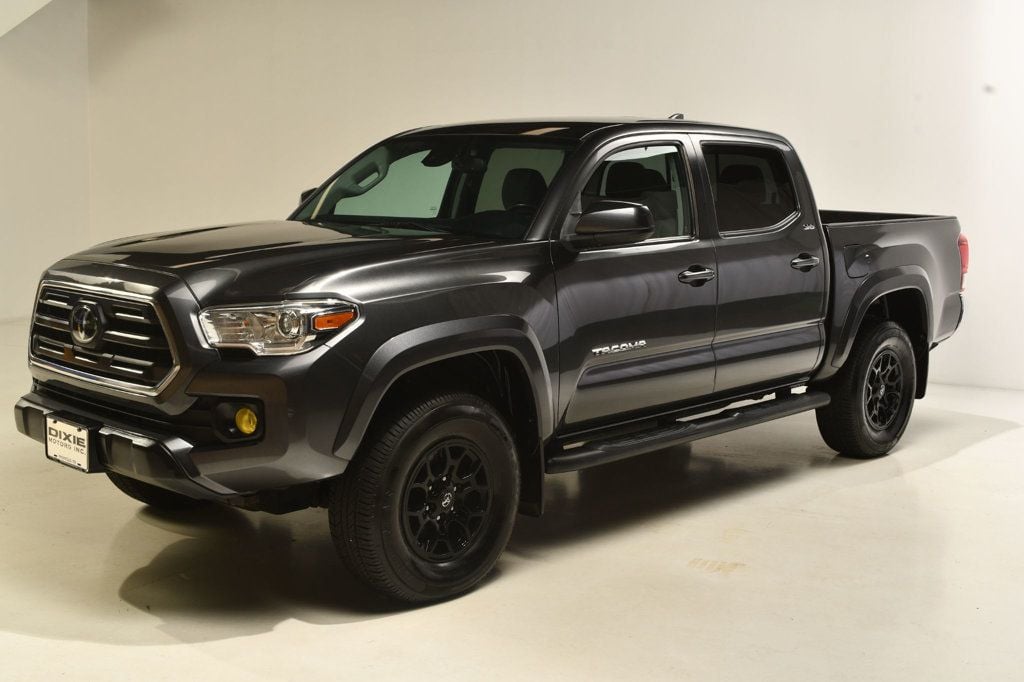 2019 Toyota Tacoma SR5 Double Cab V6 photo 2