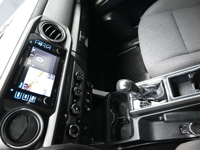 2019 Toyota Tacoma TRD Sport - Photo 11