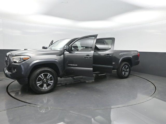 2019 Toyota Tacoma TRD Sport - Photo 28