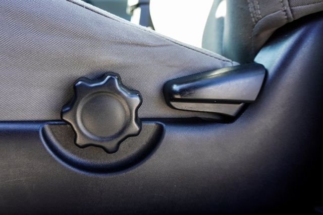 2019 Toyota Tacoma 4WD SR Double Cab 5' Bed V6 AT - 22971975 - 6