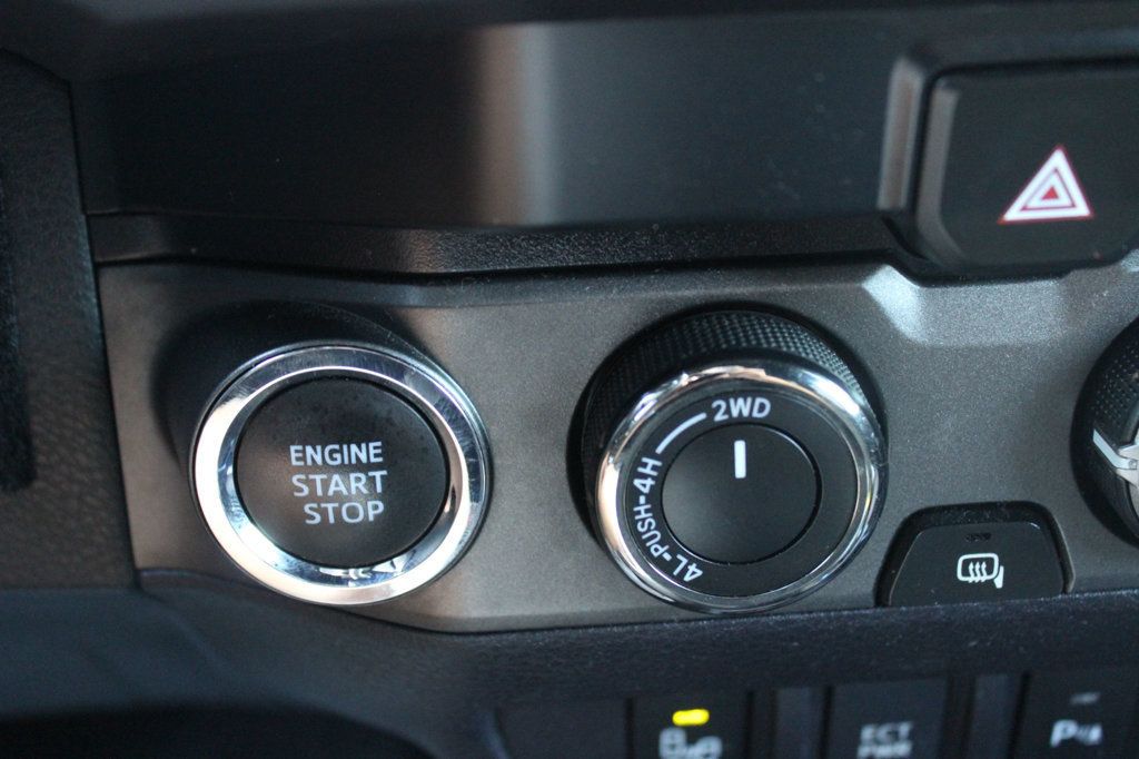 2019 Toyota Tacoma TRD Double Cab V6 photo 16